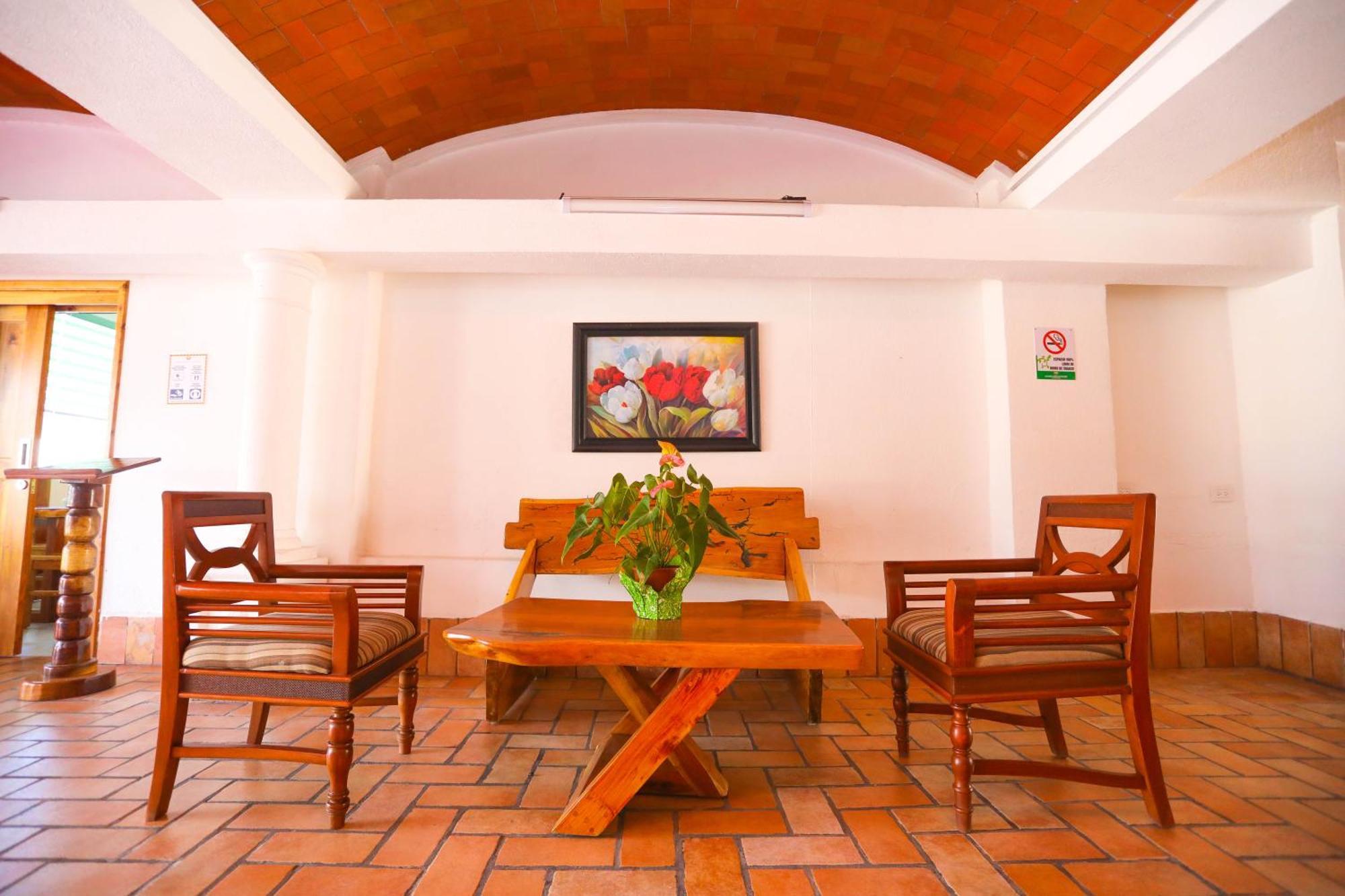 Hotel Maria De Lourdes Cancun Exterior photo