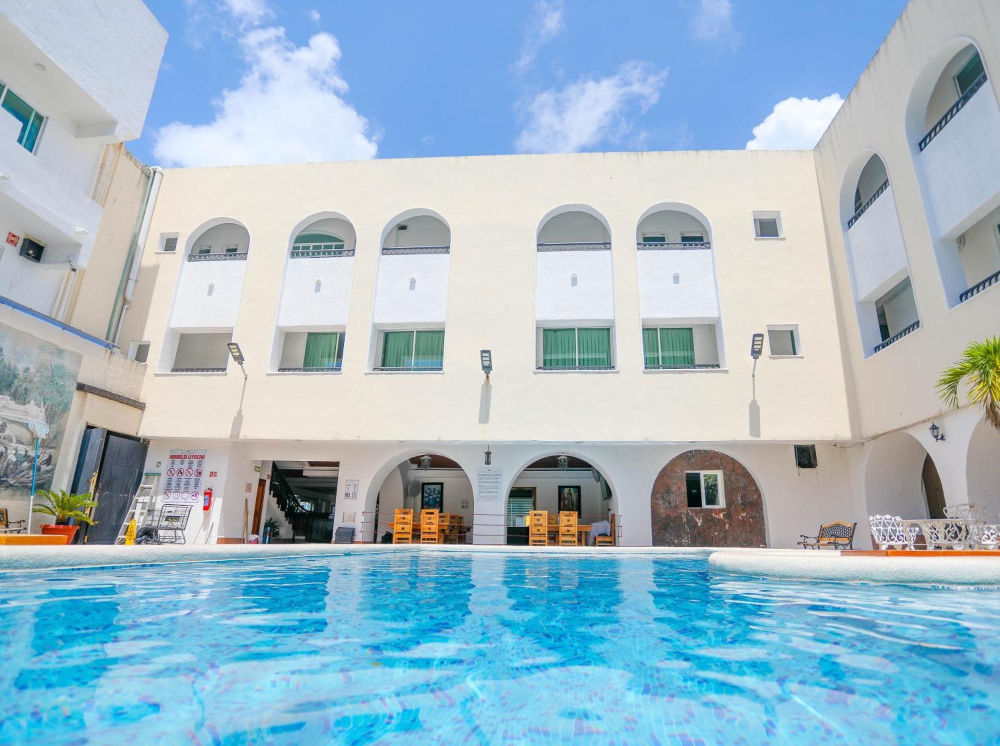 Hotel Maria De Lourdes Cancun Exterior photo