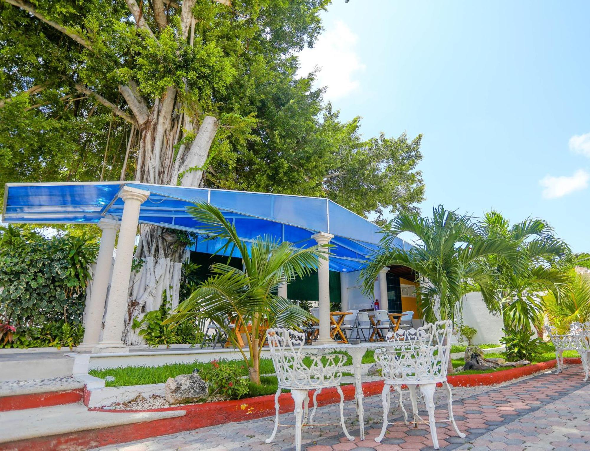 Hotel Maria De Lourdes Cancun Exterior photo