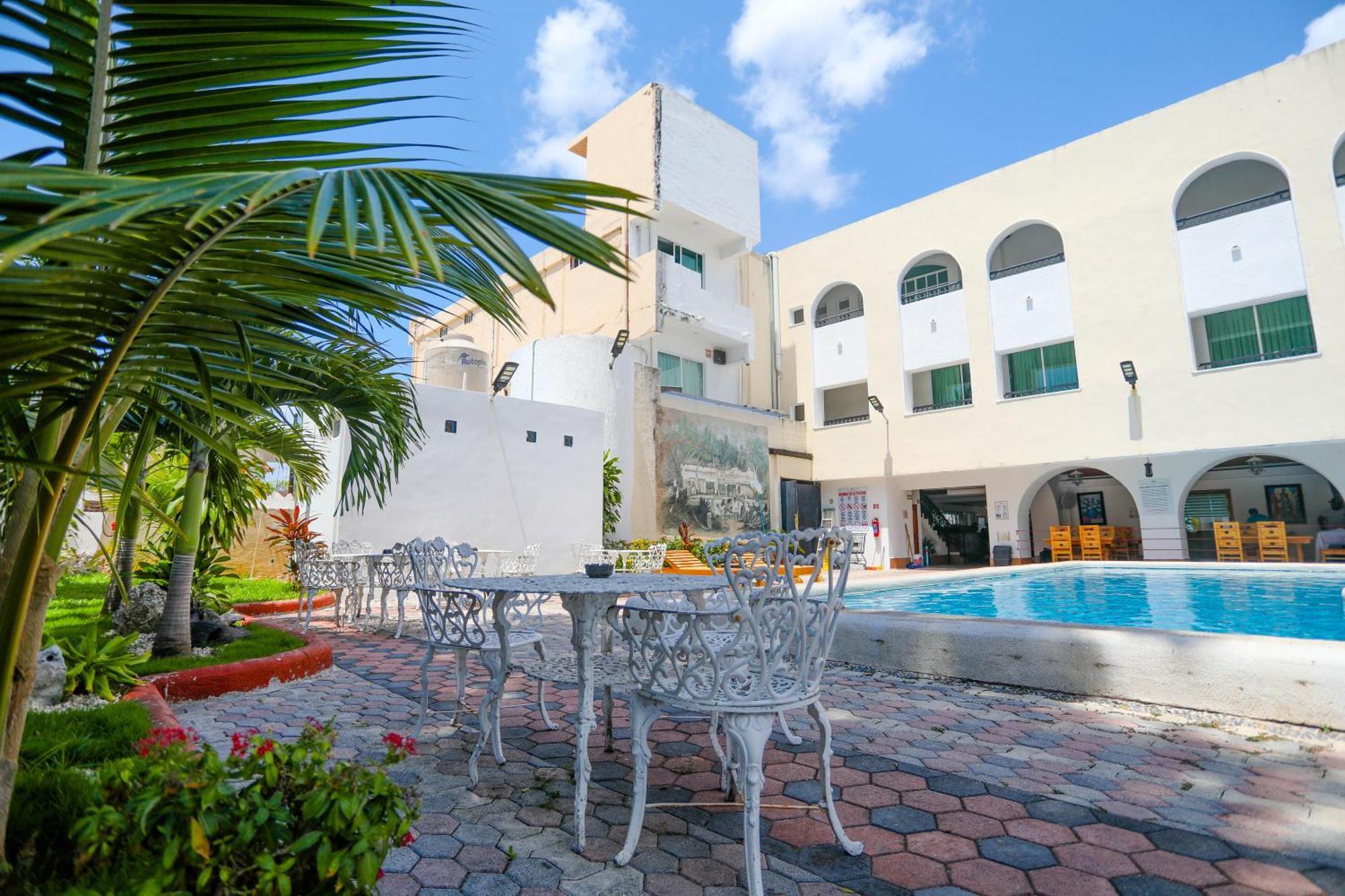 Hotel Maria De Lourdes Cancun Exterior photo